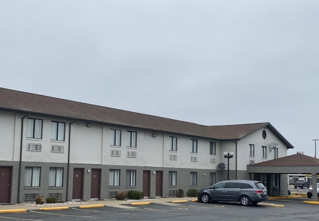 Americas Best Value Inn West Frankfort מראה חיצוני תמונה